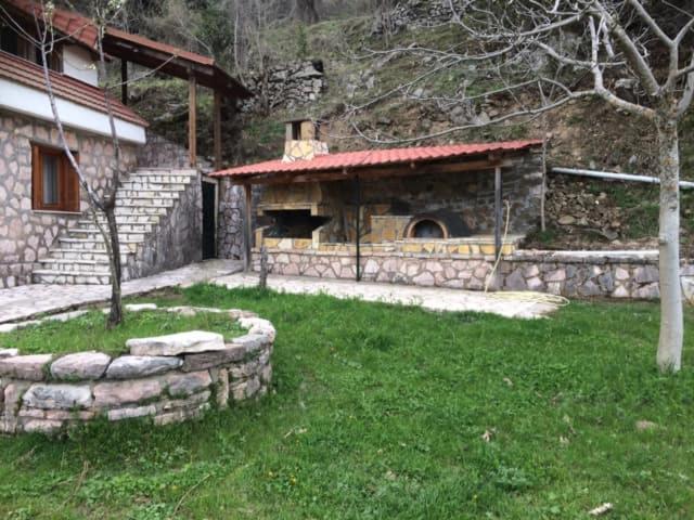 Mikro Katafygio Stavli Exterior foto